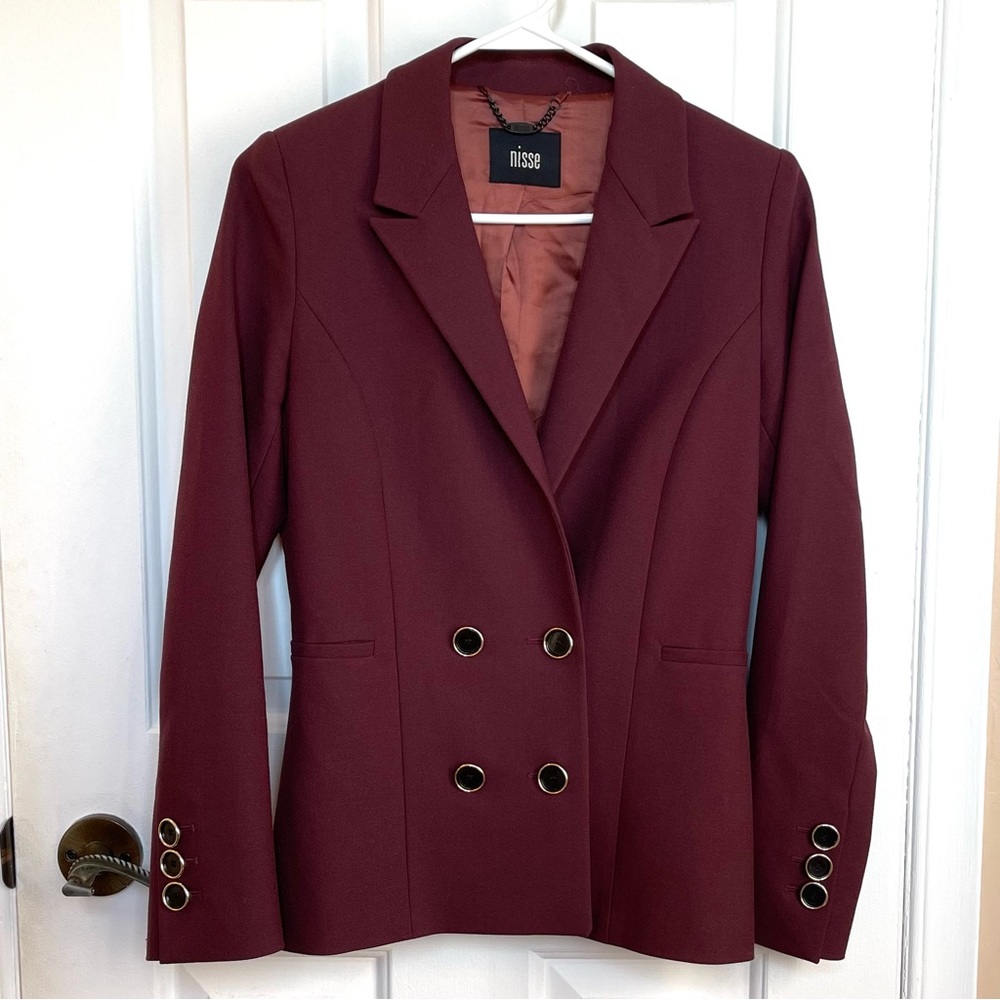 NISSE Women’s Luxury Burgundy Button Blazer